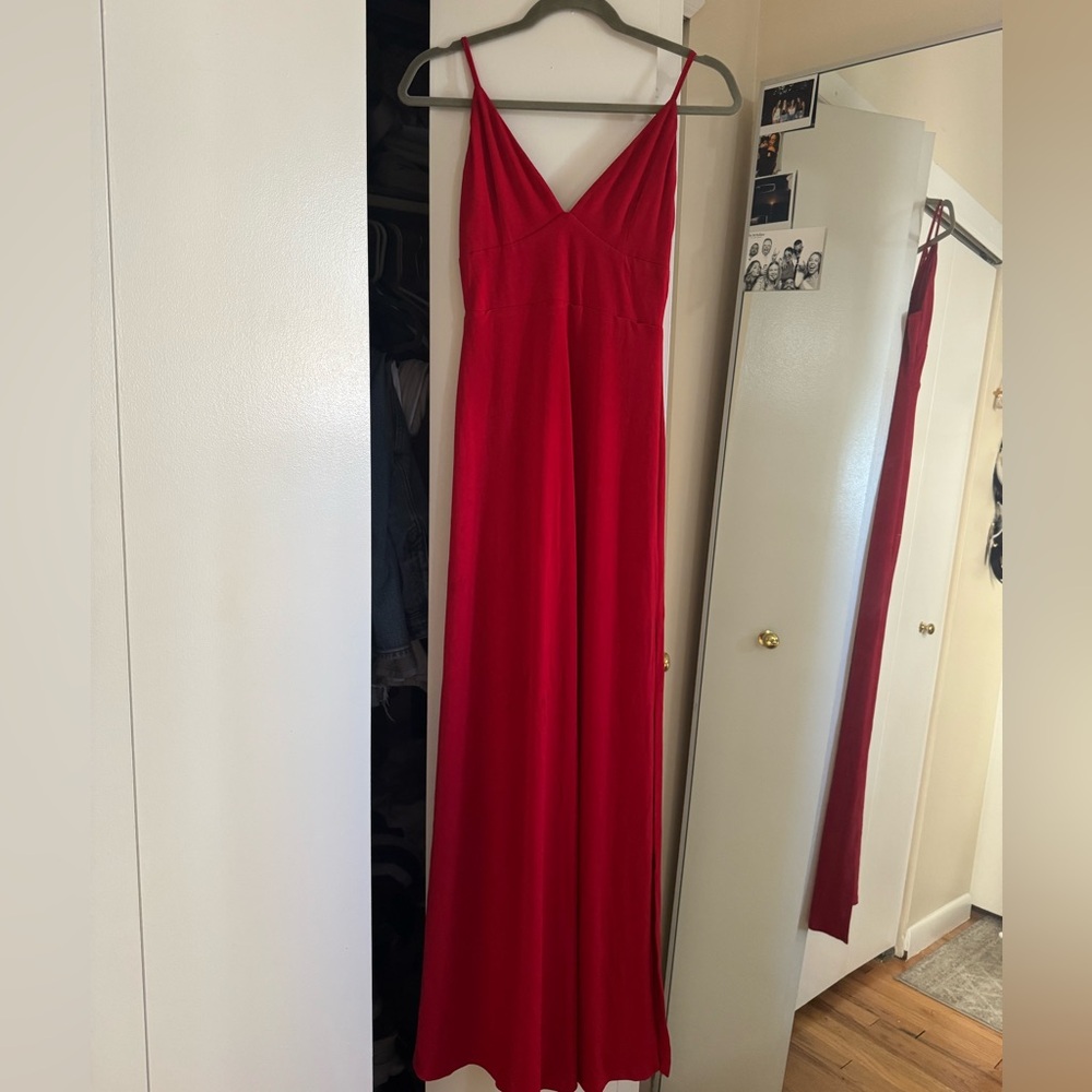 Elegant Red Lulu’s Maxi Dress